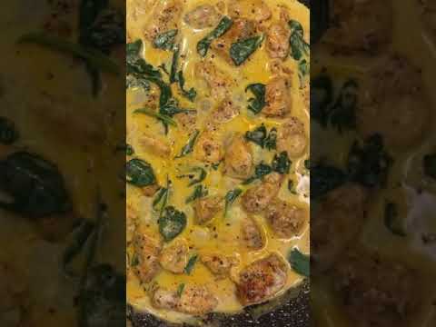 Healthy Creamy Chicken with Spinach